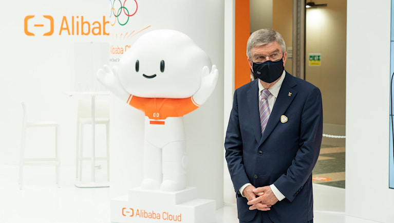 東京olympic 2020 Alibaba 人形5pcs Tokyo Japan C1902 Olympic 2020 Miraitowa Cry Mascot Plush 5