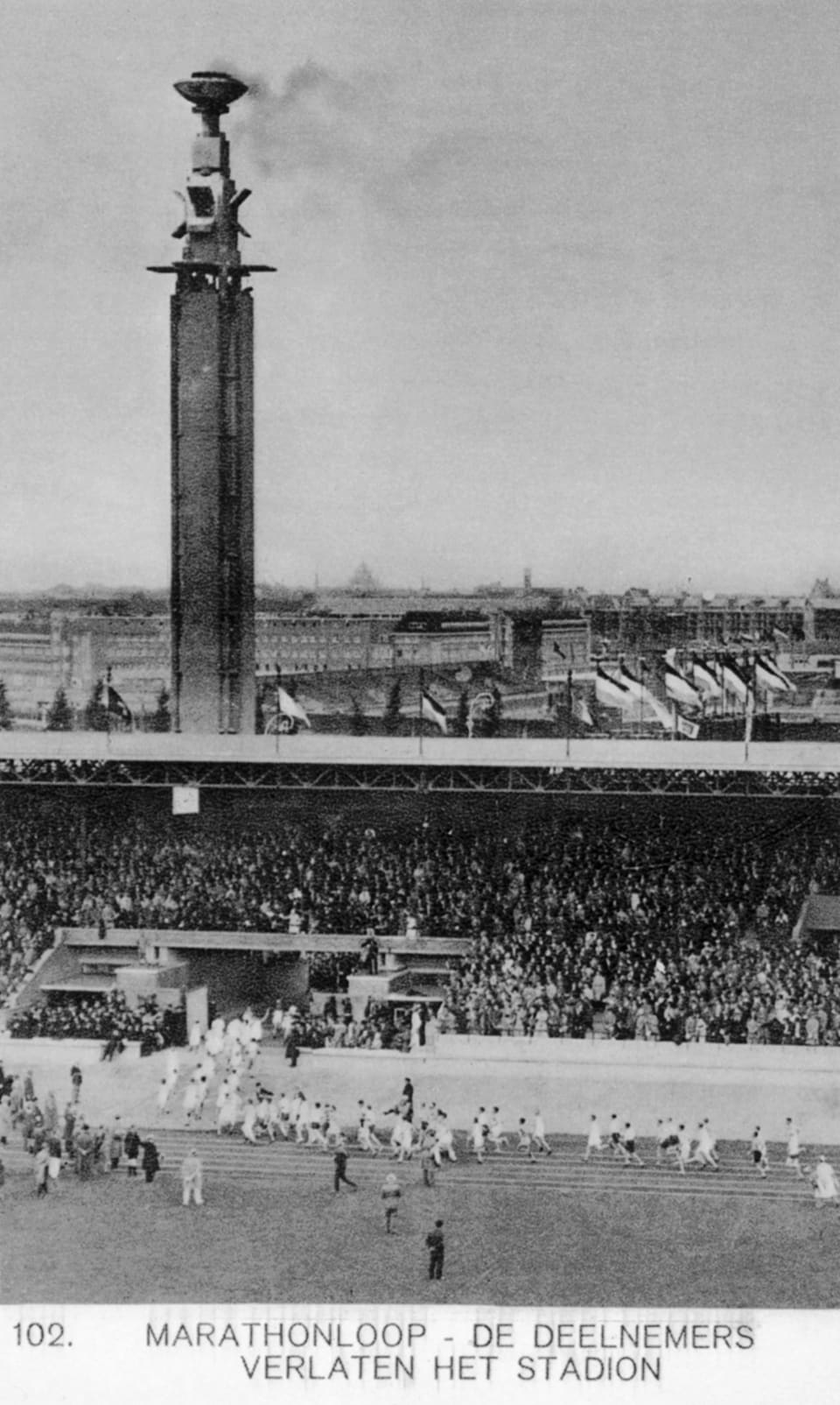 OLYMPIC GAMES. LONDON. 1948. OFFICIAL SOUVENIR. par Olympic Souvenir.: Very good