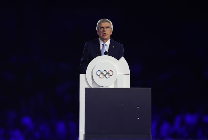 Il presidente del CIO Thomas Bach tiene il suo discorso a Parigi 2024