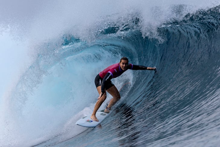 South Africa's Sarah Baum goes barrel hunting on her way to winning her Round 2 heat 
