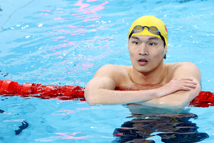 徐嘉余结束比赛后