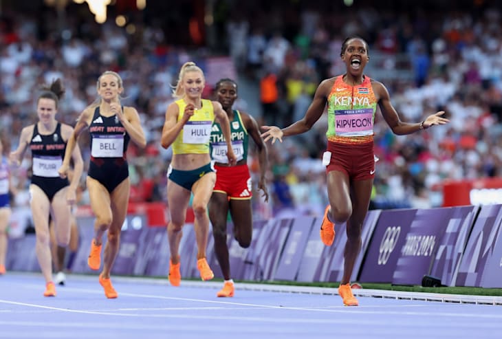 Atletismo : Faith Kipyegon de Kenia, gana el oro en los 1.500 metros femeninos y bate su propio récord olímpico en Paris 2024 Ndepjnvgxfhvaesi7z2n