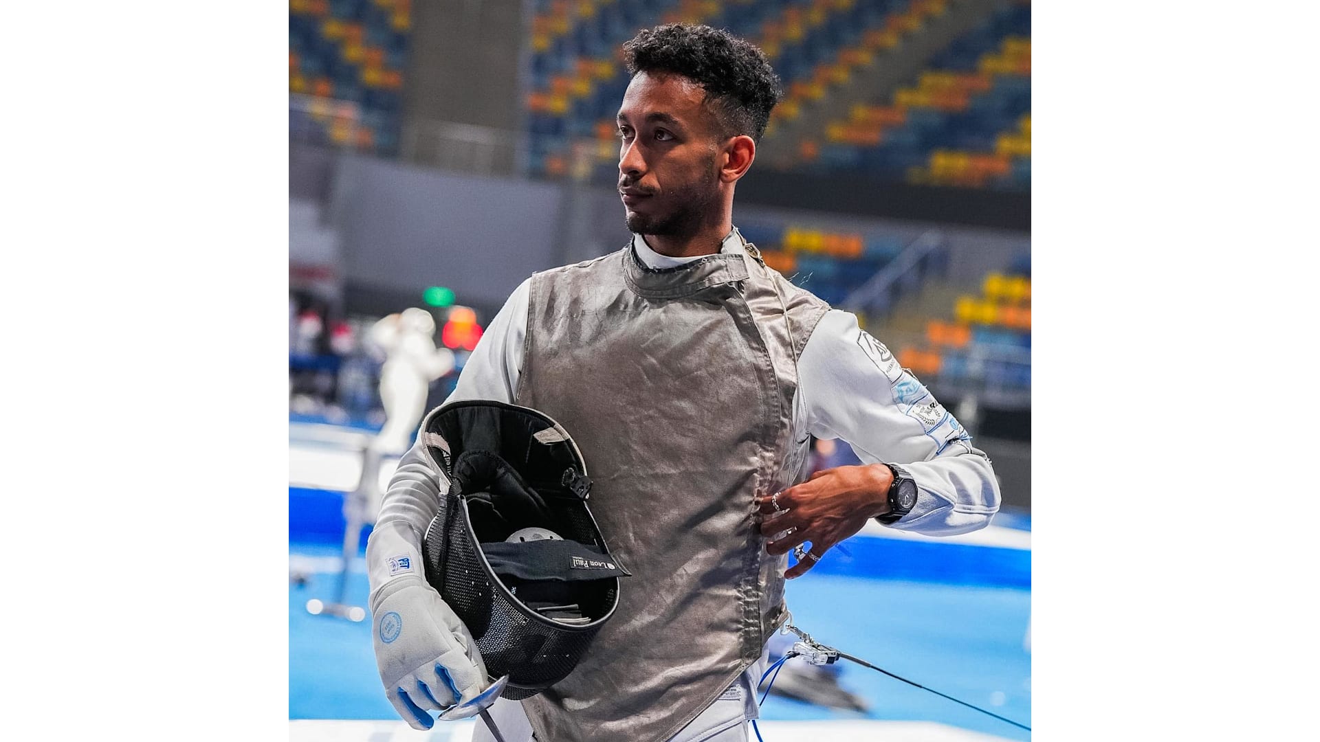 Victor Alvares de Oliveira leva a esgrima de Cabo Verde aos Jogos Olímpicos pela primeira vez em Paris 2024