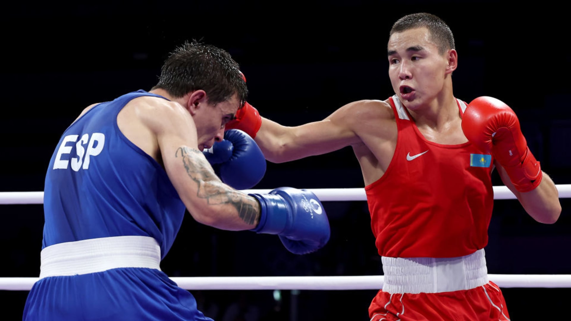 Париж-2024 | Бокс: первая победа Казахстана на олимпийском ринге