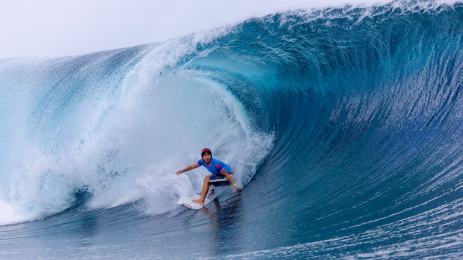 2024年巴黎奥运会冲浪：杨思琪小组第三无缘直接晋级，将参与第二轮争夺