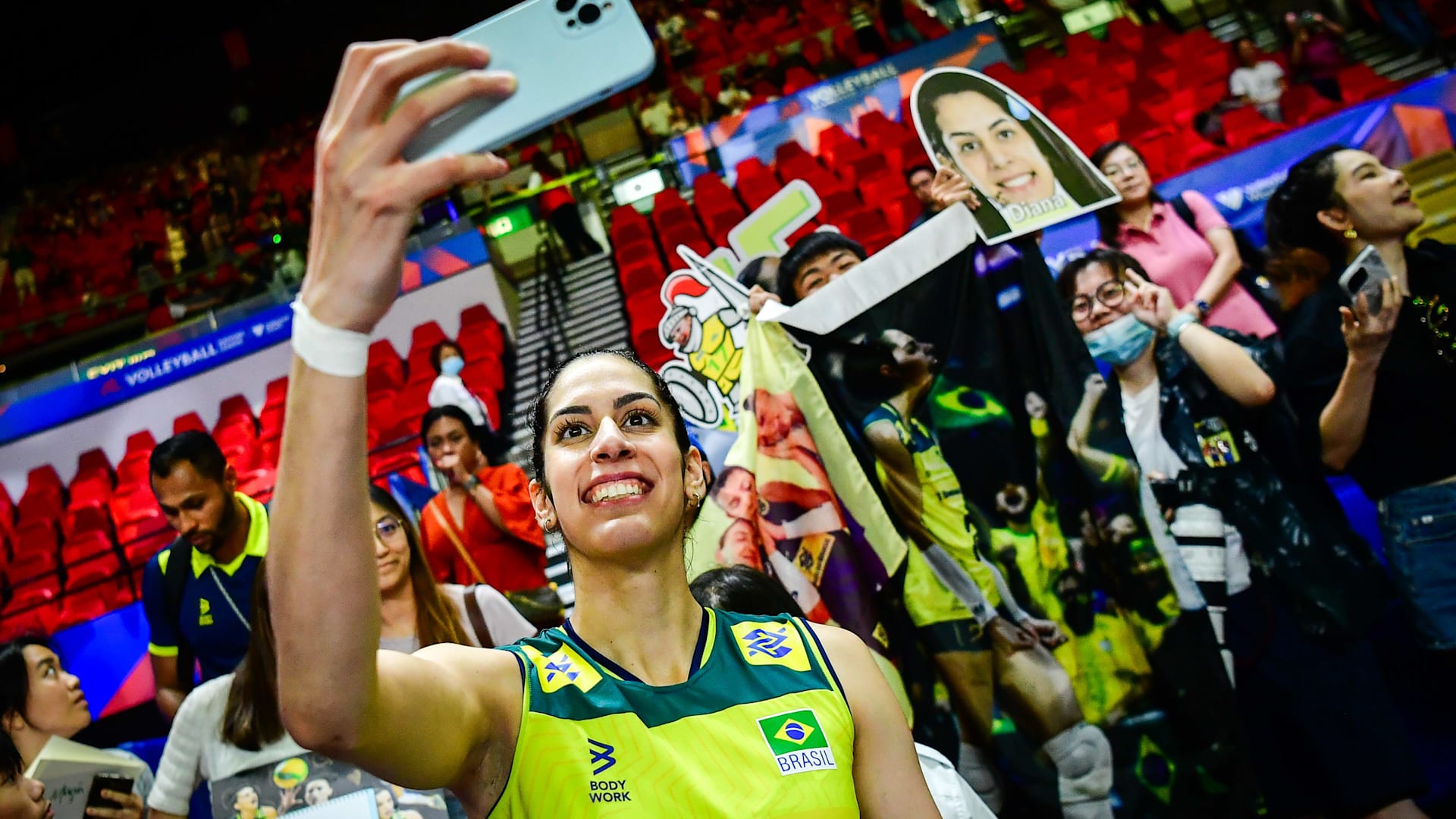 ‘Torre de Barueri’, Diana aprende e surpreende na seleção de vôlei