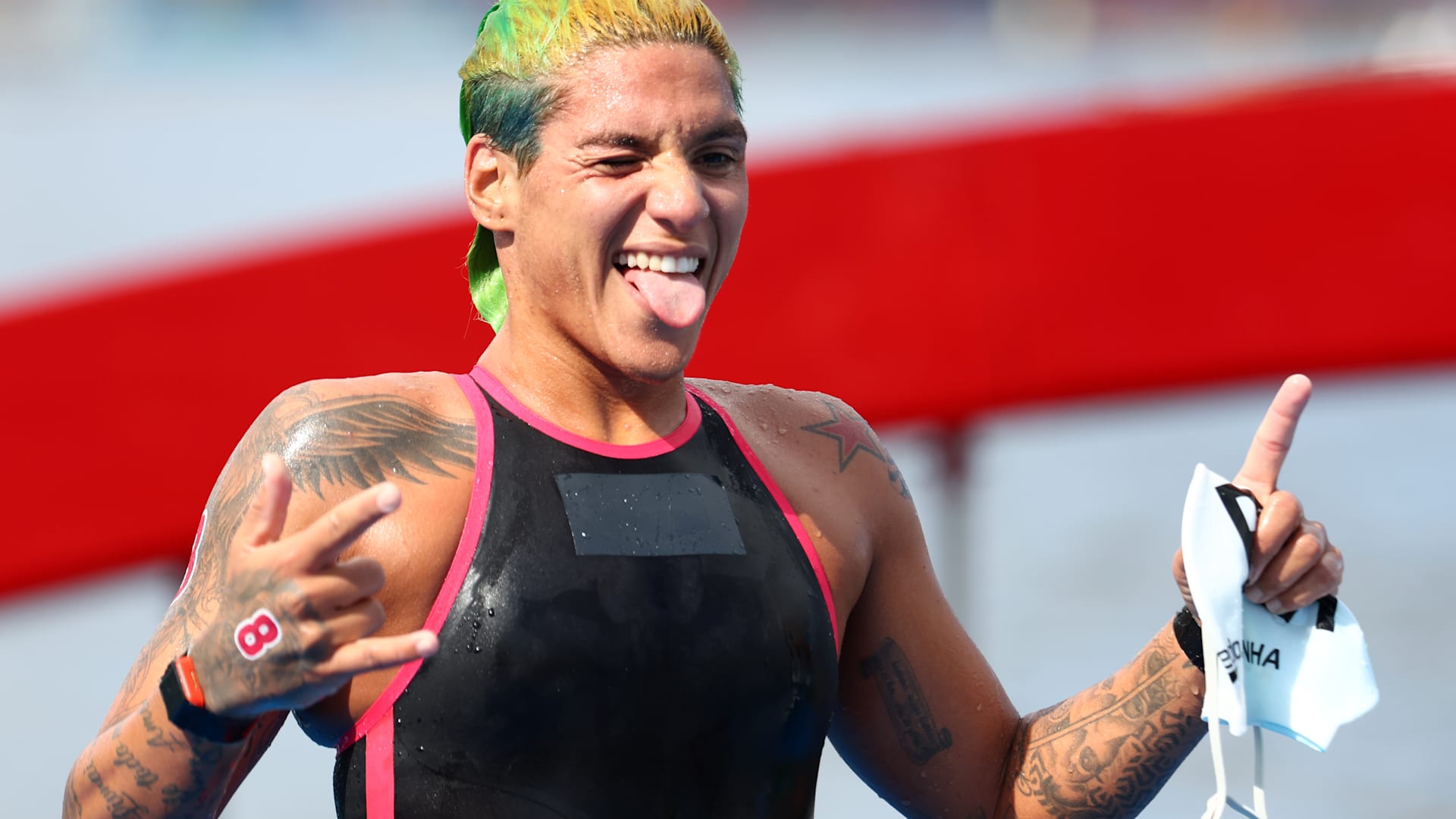 Paris 2024 com orgulho: atletas LGBTQ+ que fazem a diferença