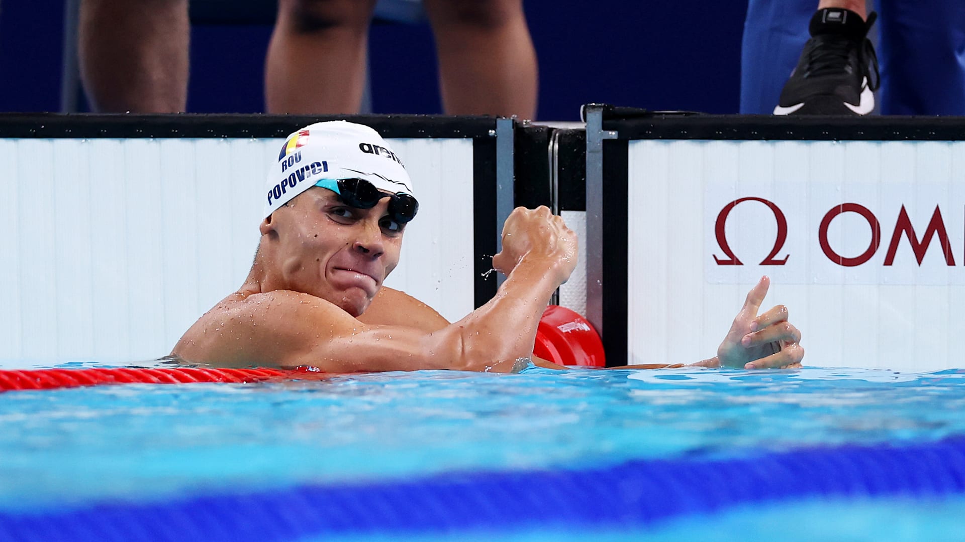 Paris 2024 swimming: David Popovici wins gold, Matthew Richards takes silver in dramatic men's 200m freestyle