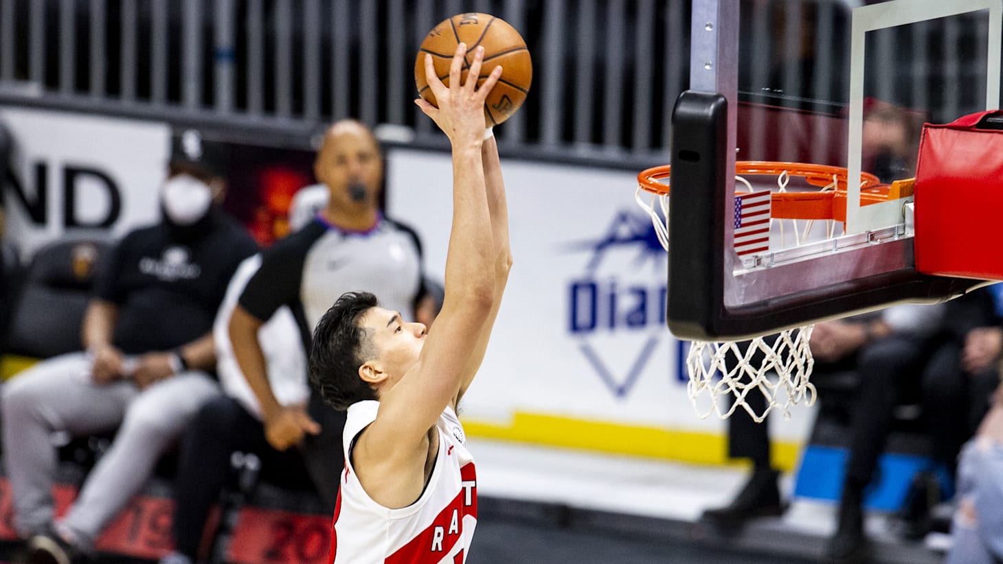 渡邊雄太、トロント・ラプターズと本契約…田臥勇太、八村塁に続く史上3