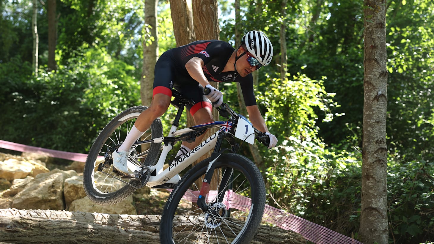 UCI Mountain Bike World Cup: Tom Pidcock, Laura Stigger record