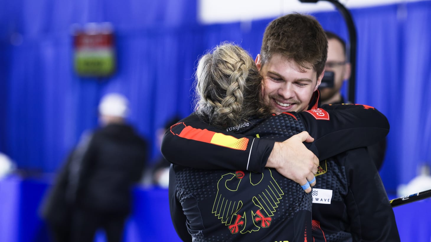 Alles oder nichts in Kelowna: Pia-Lisa Schöll und Joshua Sutor wollen ...