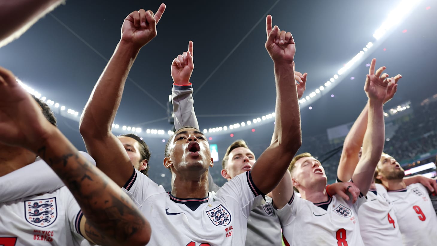 how-oasis-wonderwall-became-england-s-soundtrack-to-success-at-fifa