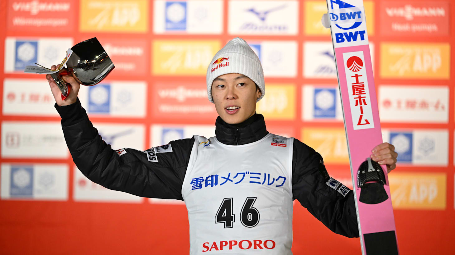 小林陵侑が逆転で今季初優勝…葛西紀明は僅差で予選突破ならず｜スキー