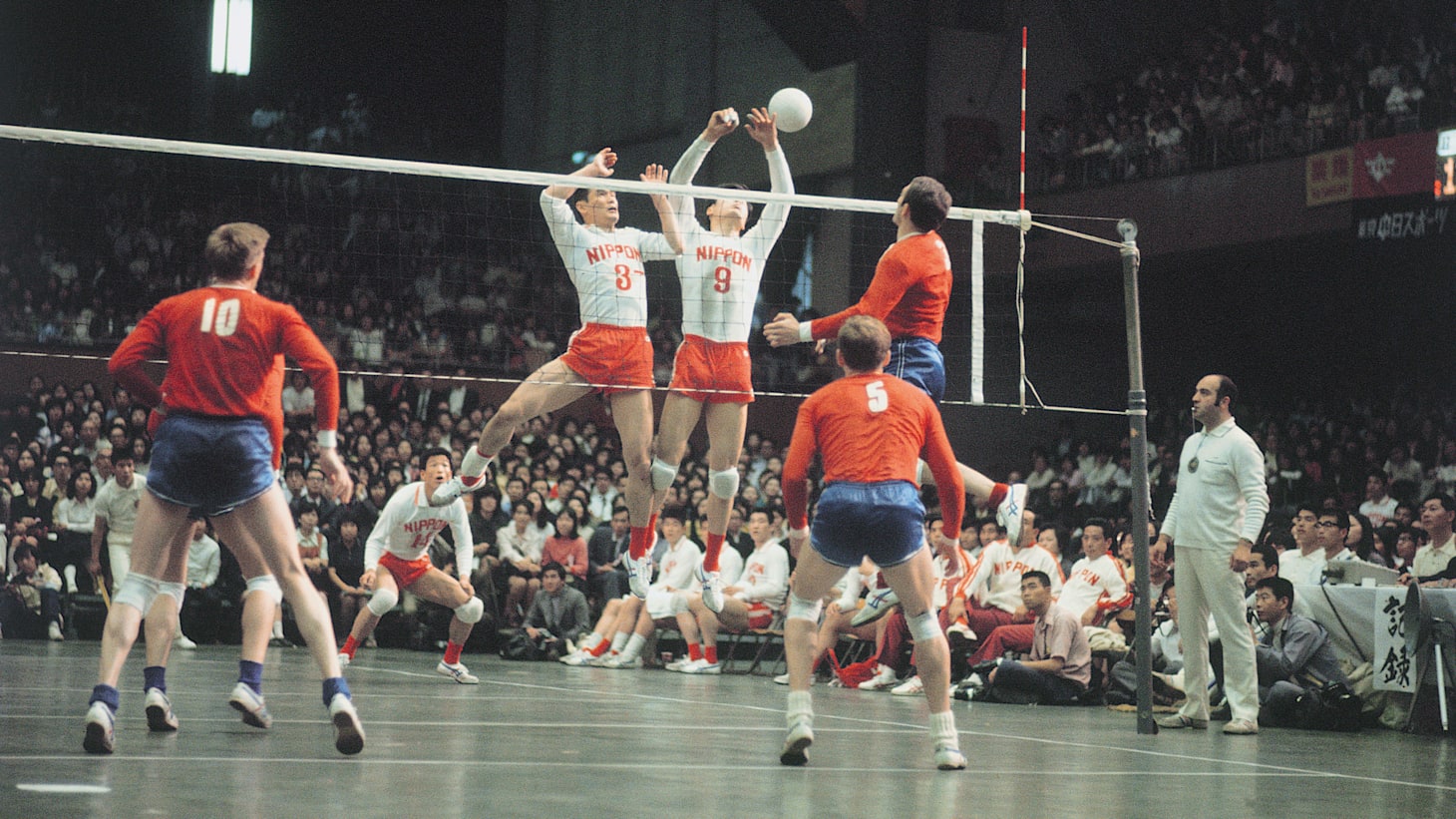 第74回日本バレーボール選手権 (春高)銀メダル 第74回日本バレーボール選手権 (春高)銀メダル - メルカリ