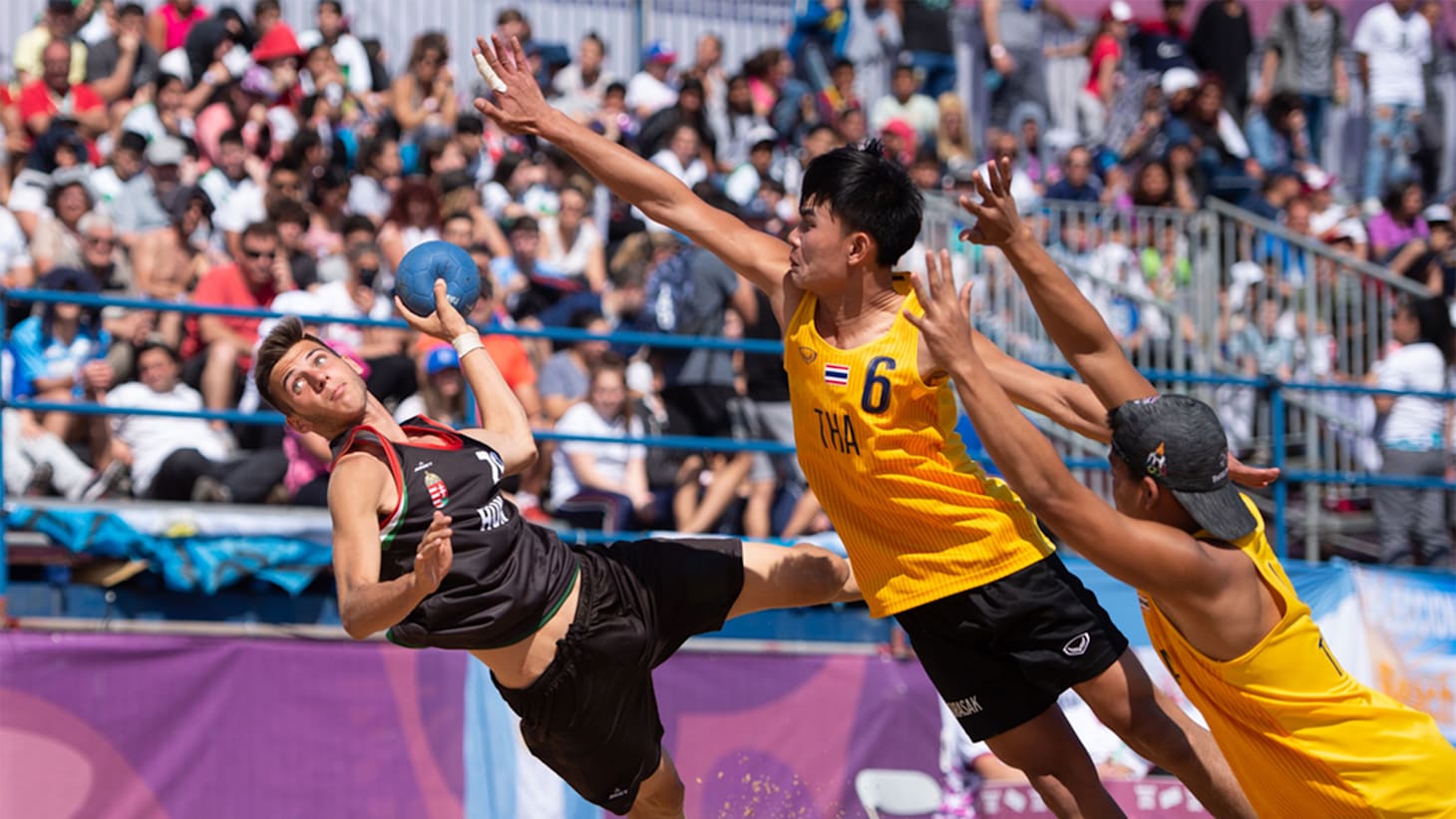 Day of upsets shakes up beach handball competition - Olympic News