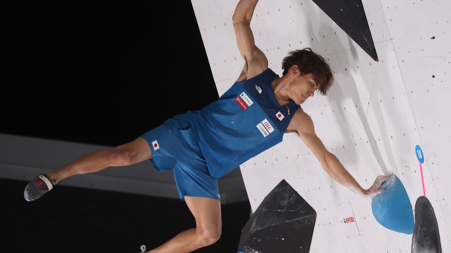 Narasaki Tomoa wins men's final at IFSC Climbing WC (B&L) in Morioka ...