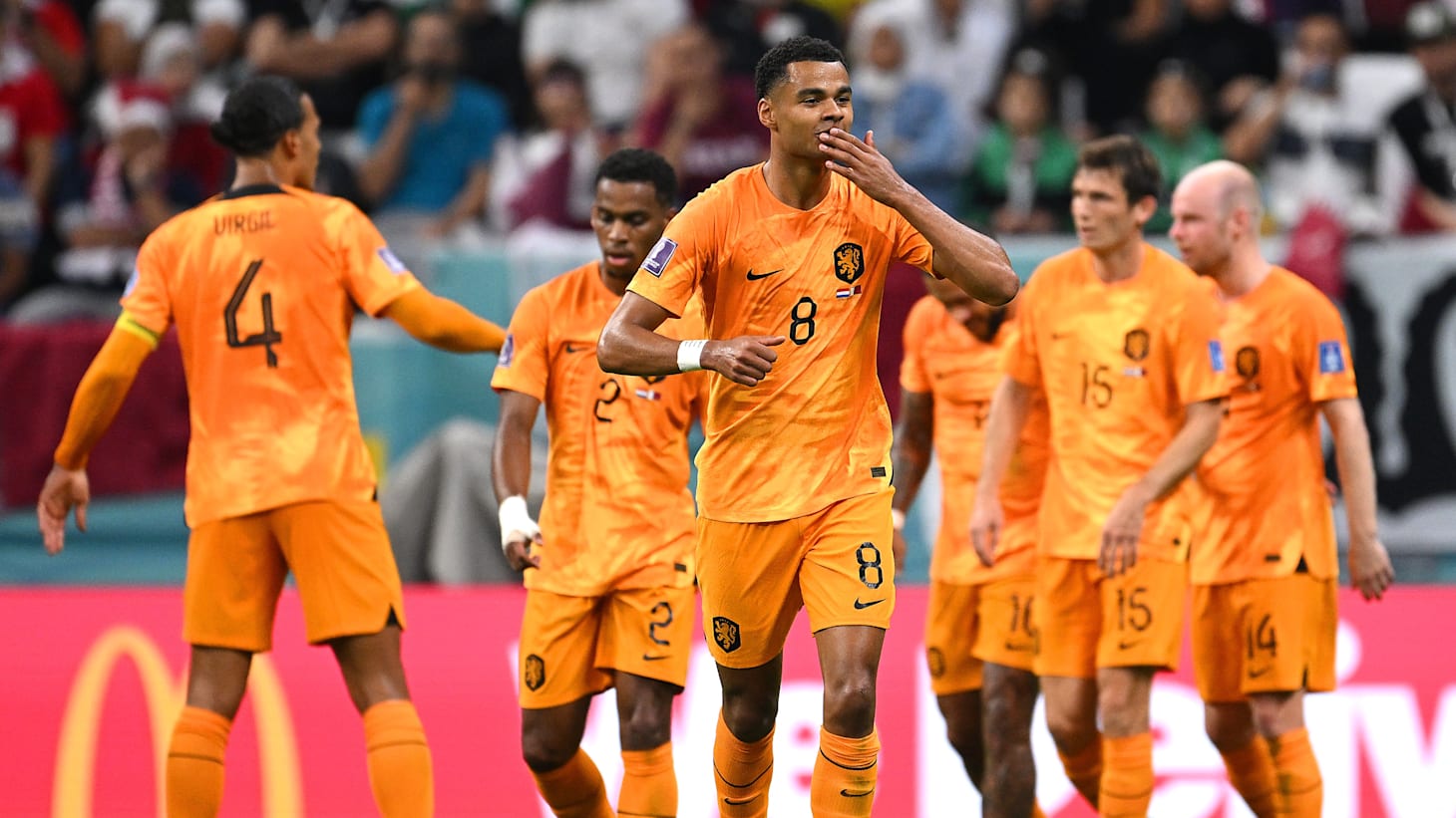 サッカー】カタールW杯グループA総括｜ガクポ3戦連発のオランダ