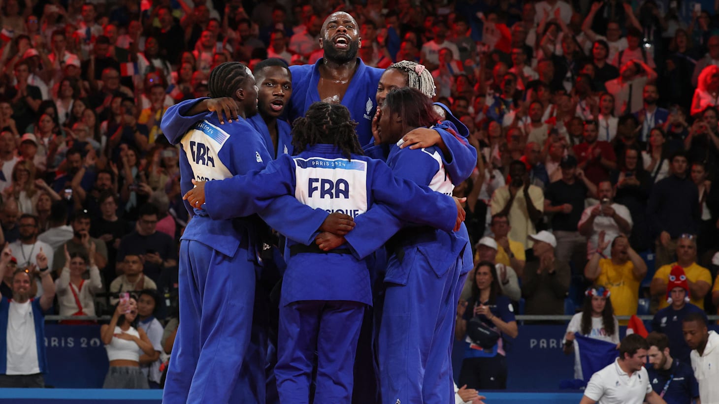 JO de Paris 2024 | Judo par équipes mixtes : La France conserve son ...