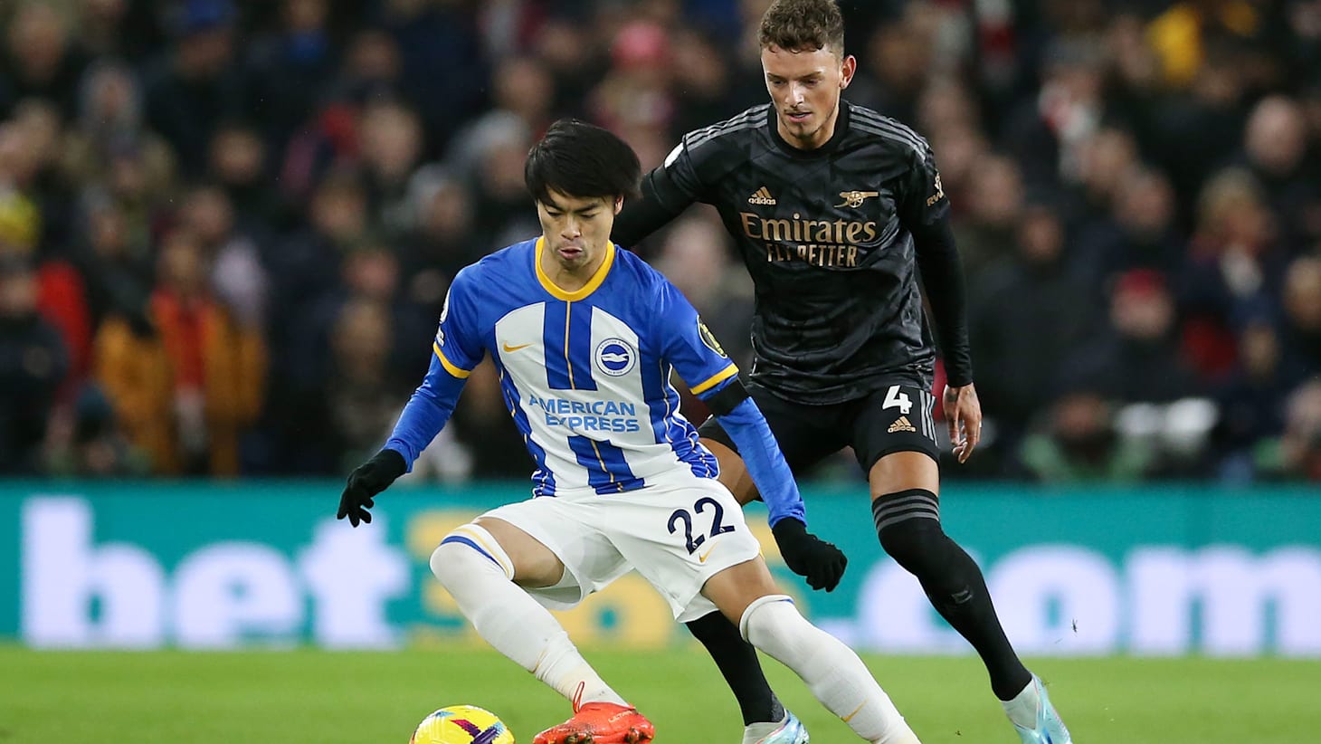 アーセナル冨安健洋とマッチアップのブライトン三笘薫がゴール