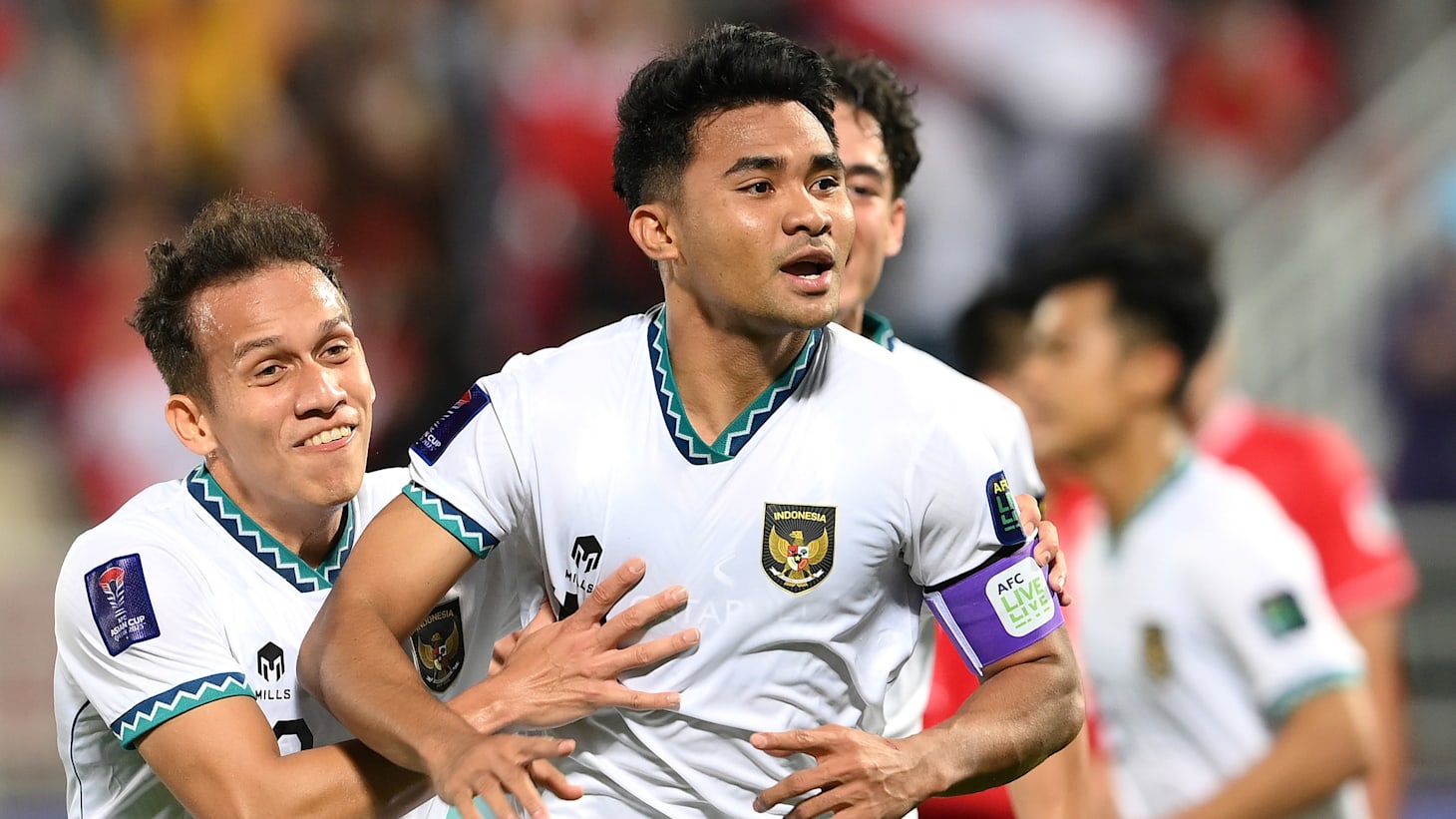 日本代表 遠藤航 RESPECT 2019 ユニフォーム リバプール Amazon.co.jp