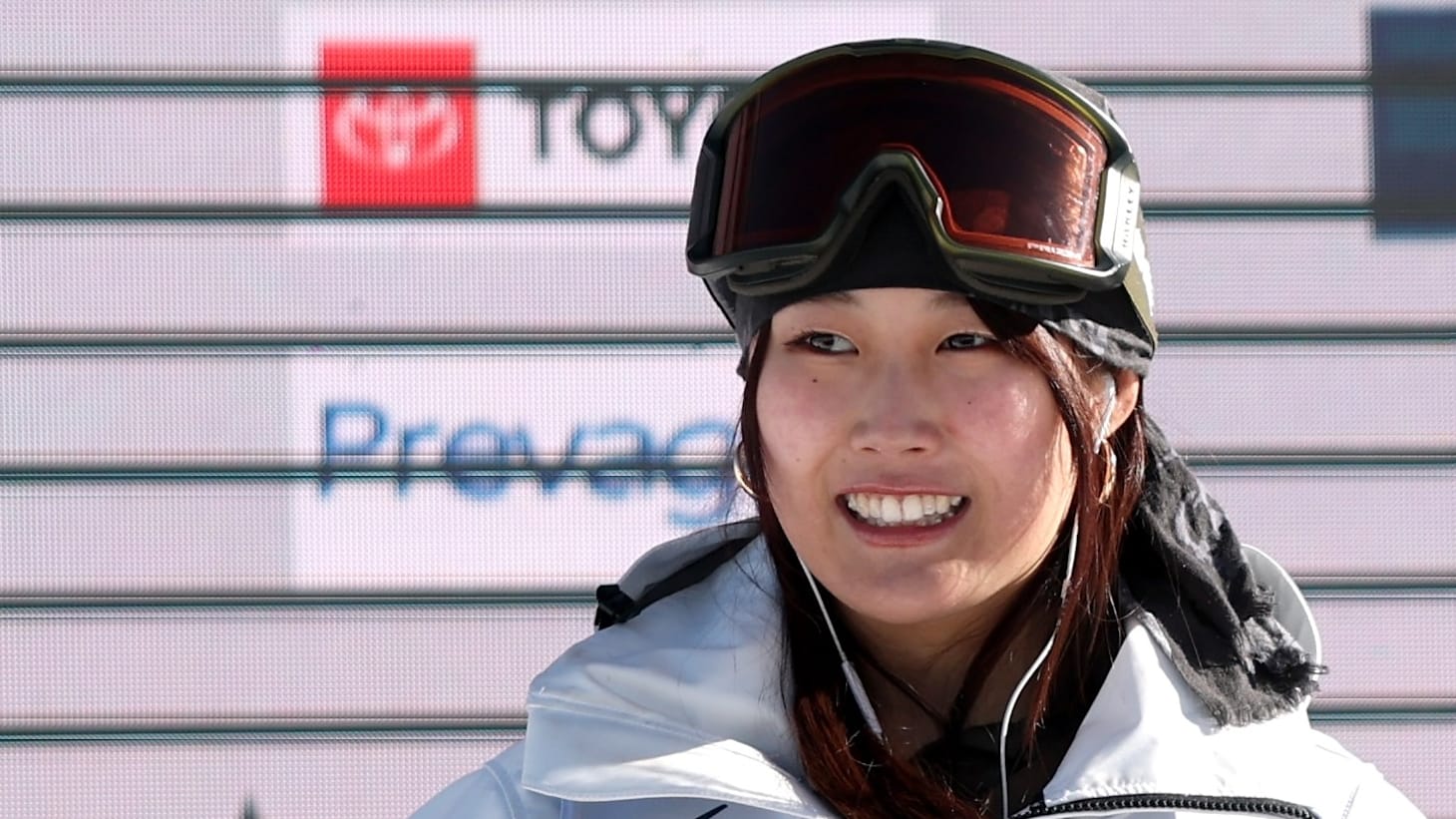 スノーボードビッグエア 村瀬心椛が女子初のバックサイド1620を決め