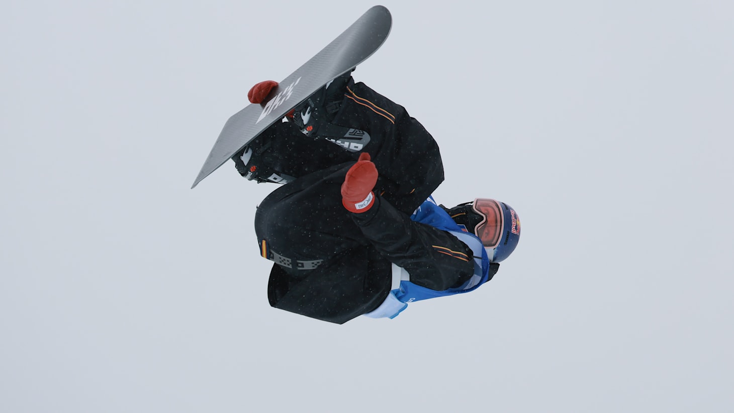 Scotty James captures record-extending fifth Laax Open snowboard