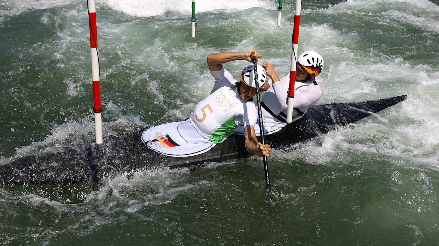 Canoes and Kayaks in Fast Waters - Olympic News