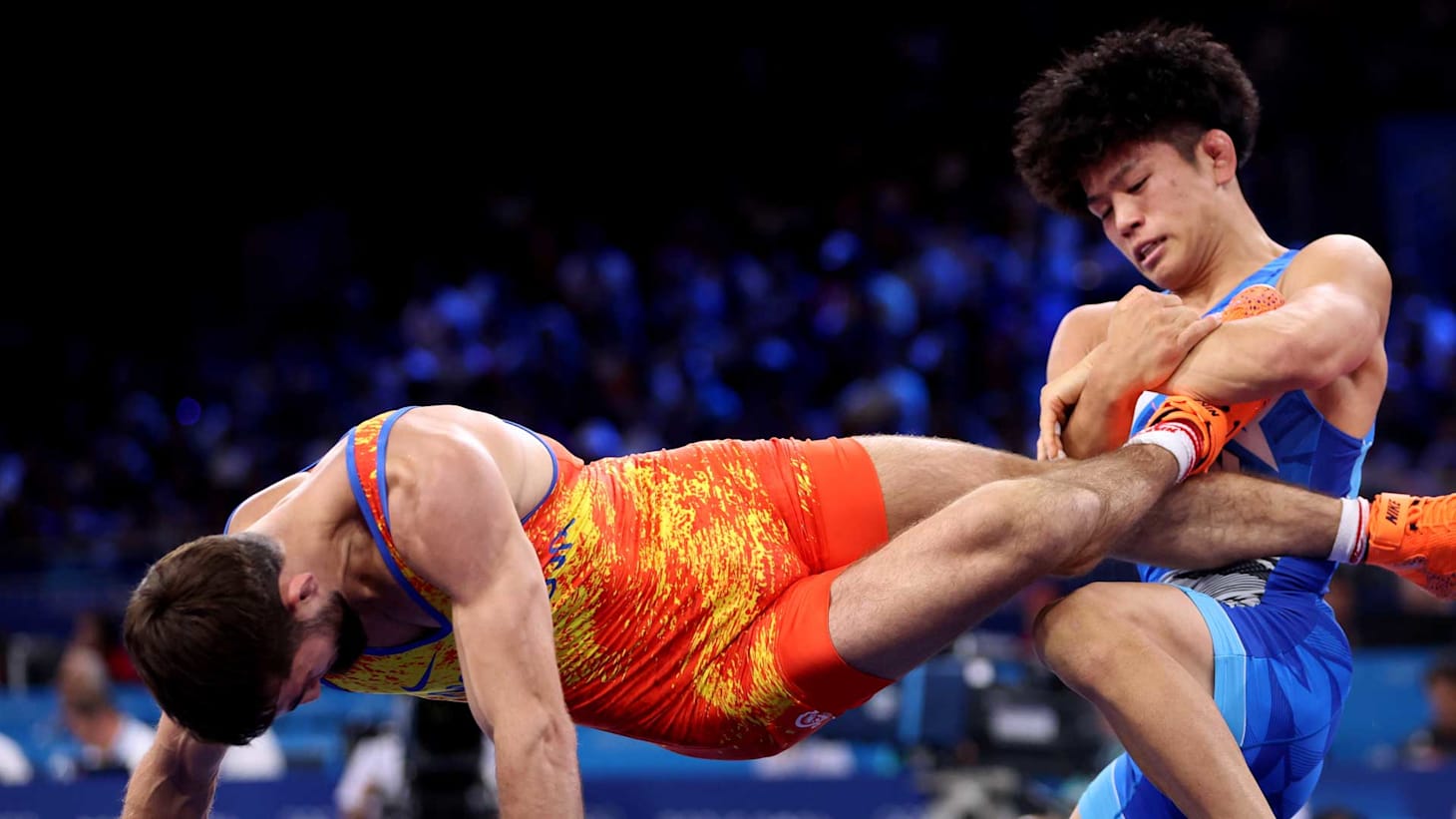 レスリング日本代表 GOLD MEDAL MATCH】 GR82 岡嶋 勇也（警視庁第六機動隊） vs