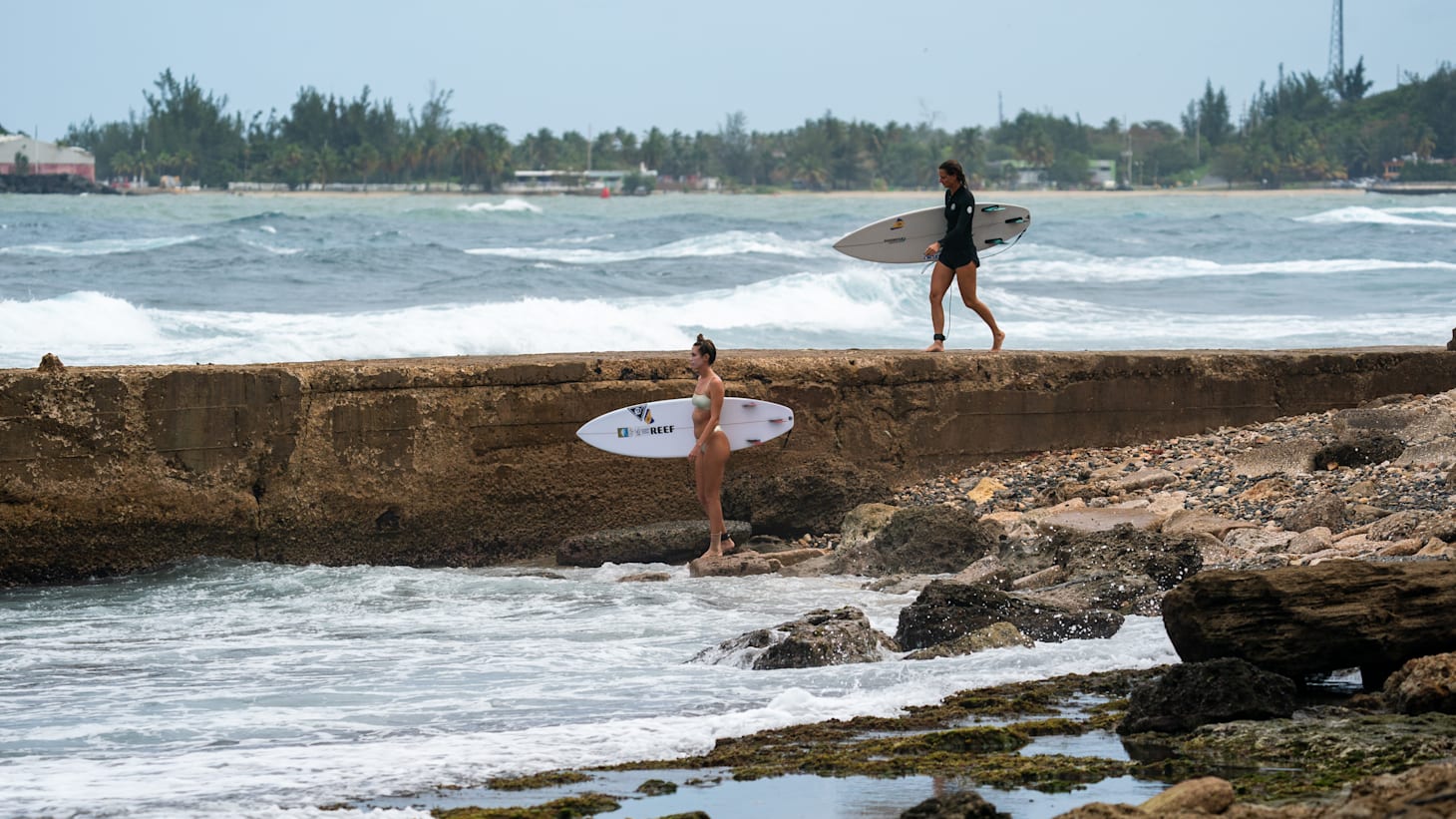 Explorando Puerto Rico en una tabla de surf: los surfistas locales ...