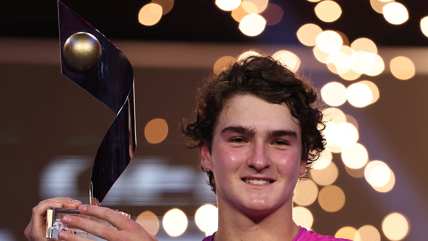 João Fonseca é campeão do Next Gen ATP Finals 2024 com virada