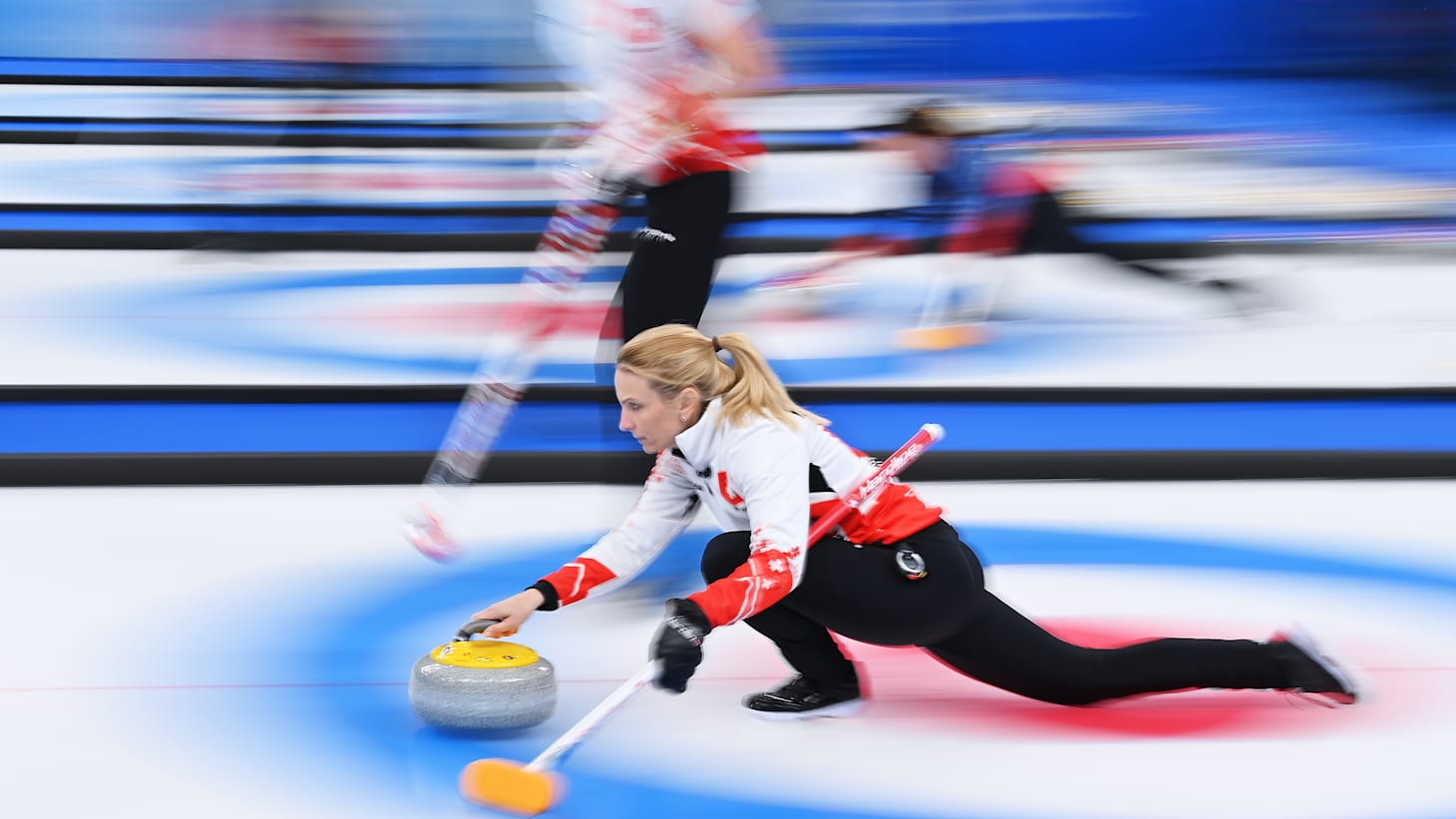 Das Schweizer Curling-Frauenteam mit Skip Silvana Tirinzoni in Beijing 2022