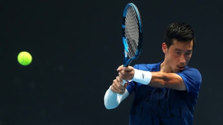 杉田祐一が2回戦へ：【テニス】テニス殿堂選手権が開幕