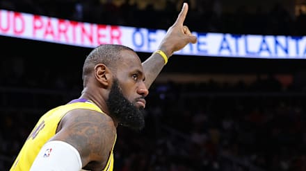 Lebron james 214 top