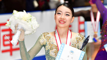 非売品　紀平梨花選手　サイン入りクッションブランケット 紀平梨花 直筆サインフォト/写真 フィギュアスケート