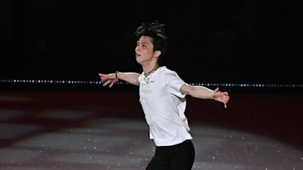 オリンピック2大会連続金メダルの羽生結弦氏、新たなアイス