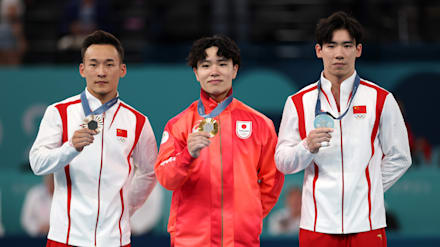 岡慎之助が団体戦に続き個人総合金！2冠達成！橋本は6位／パリ2024体操
