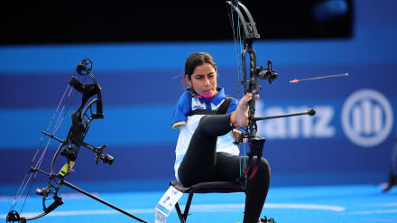 Sheetal Devi Aiming An Arrow With Her Legs - Portrait