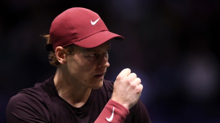 World No. 2 Jannik Sinner wins against Zizou Bergs at Paris Masters in bid to retake No. 1 after Alcaraz out