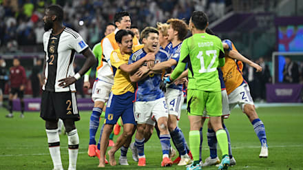日本代表 堂安律 2022W杯ドイツ戦 ユニフォーム フライブルグ ドイツ戦、スペイン戦で日本代表を歴史的勝利に導くゴール