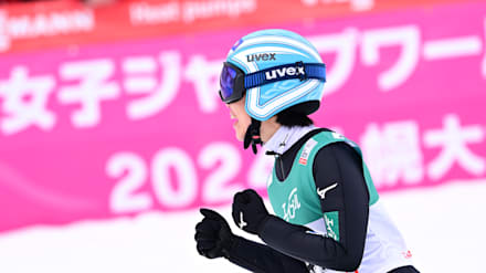 伊藤有希、ホームの雪上で完全優勝！｜スキージャンプ・ワールドカップ