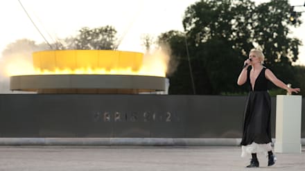 写真で振り返るパリ2024オリンピック閉会式の思い出に残るシーン
