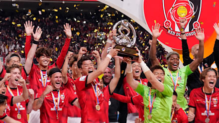 浦和レッズ AFCチャンピオンズリーグ シャツ アジア王者の浦和レッズがACLユニフォームを発表！エンブレム上の星の