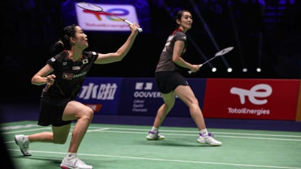 世界バドミントン選手権2025 中西貴映&岩永鈴、世界ランク1位に完敗で