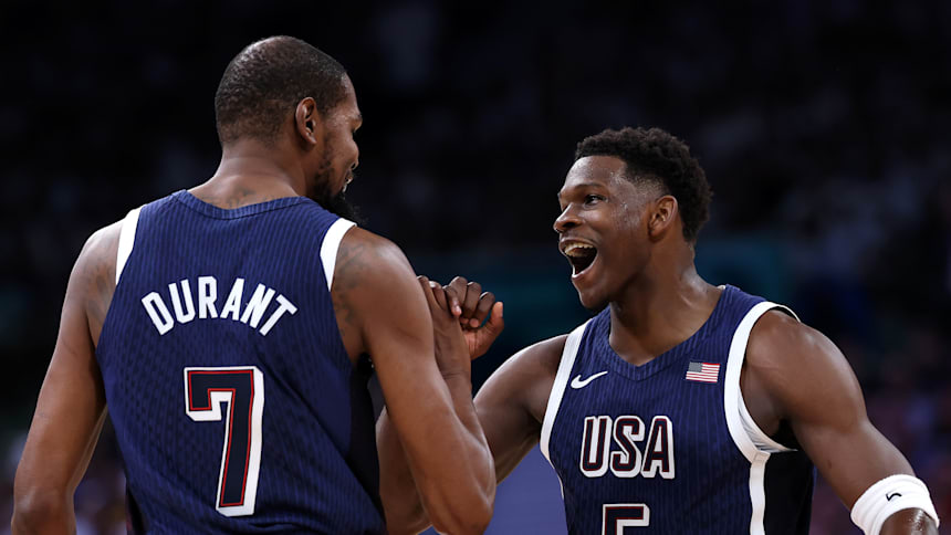 Kevin Durant #7 and Anthony Edwards #5 of Team United States