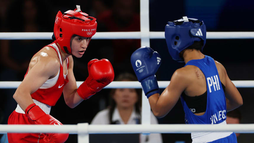 Aira Villegas (right) of the Philippines has won bronze in the boxing women’s 50kg at Paris 2024.