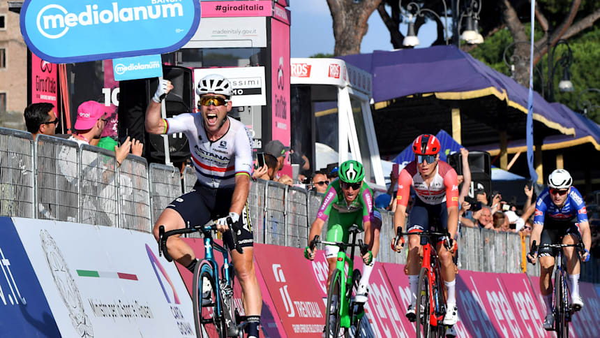 Mark Cavendish celebrates winning stage 21at 2023 Giro d'Italia