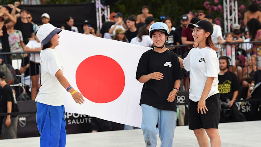 Nishiya Momiji, Nakayama Fun and Oda Yumeka at World Skateboarding Tour - Rome 2022. 