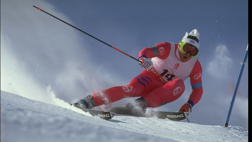 Marc Girardelli, de Luxemburgo, en acción durante el evento de eslalon gigante en los Juegos Olímpicos de Invierno de 1992.