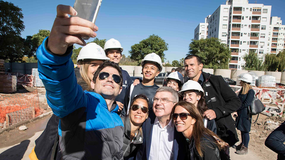 Argentinean athletes share their Youth Olympic hopes with IOC President