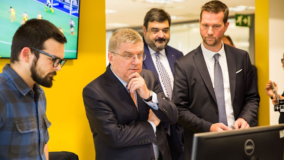 IOC President Thomas Bach meets Spanish Prime Minister Rajoy, visits Olympic Channel headquarters